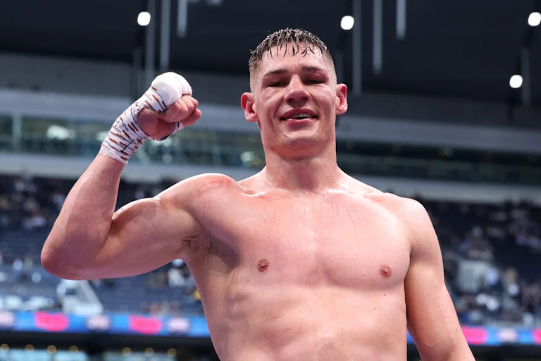 Card Completo | Zuffa Boxing 07: Billam-Smith x Rozicki